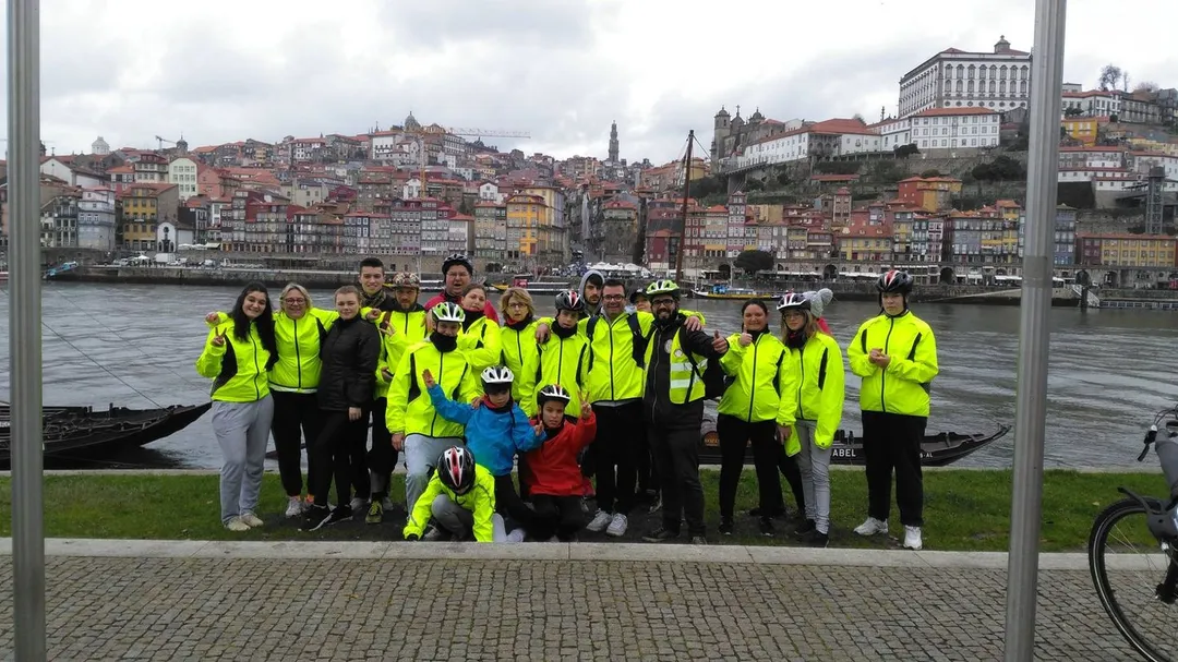 city bike tour in raining day
